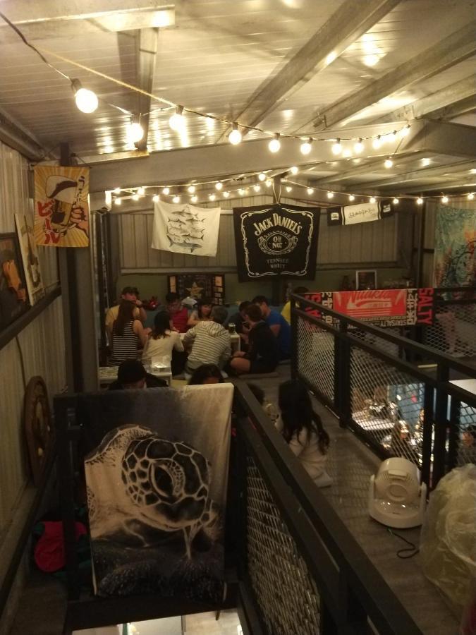 氮醉潛水酒吧旅宿joscubar Diving Hostel Xiaoliuqiu Dış mekan fotoğraf